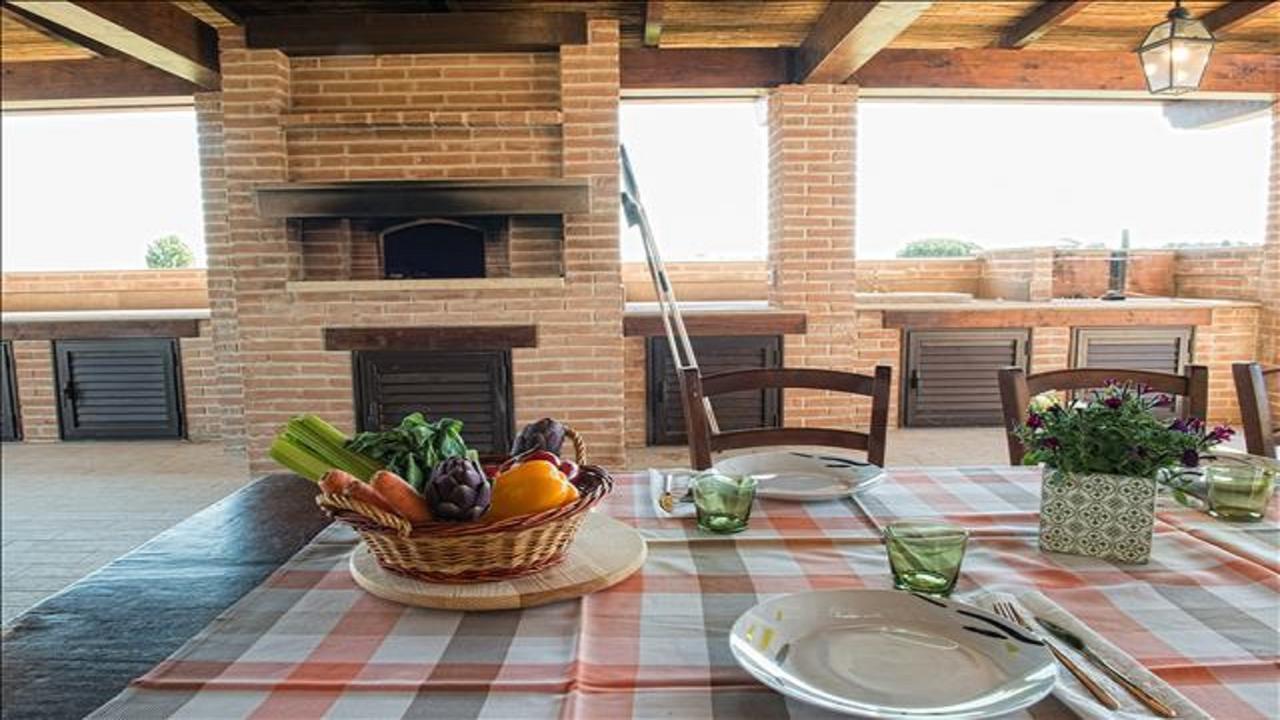 Agriturismo Deni Apartment Cenaia ภายนอก รูปภาพ