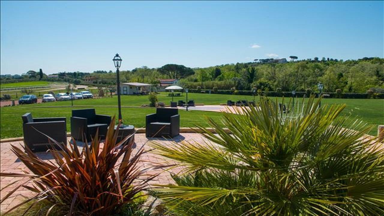 Agriturismo Deni Apartment Cenaia ภายนอก รูปภาพ